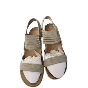 Sketches luxe foam sandal size: 10